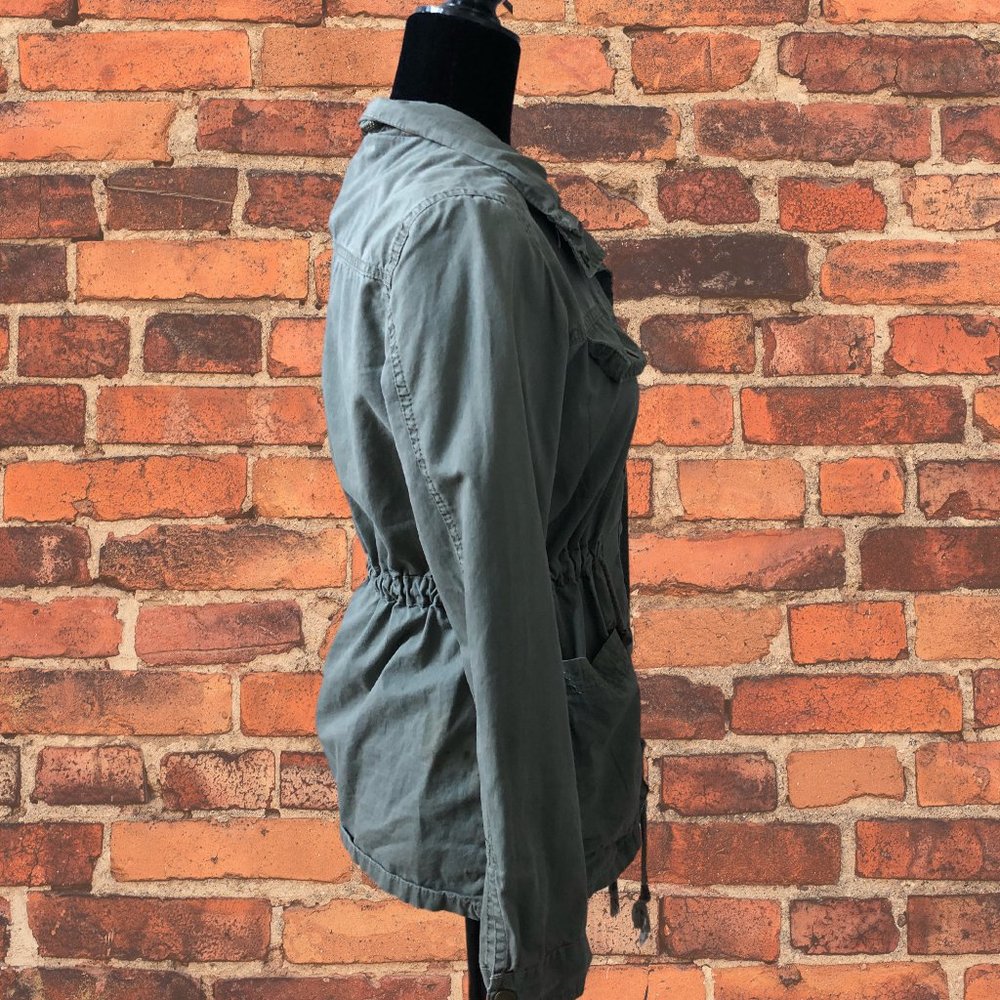 Charlotte Ruse Jacket - Picture 2 of 3